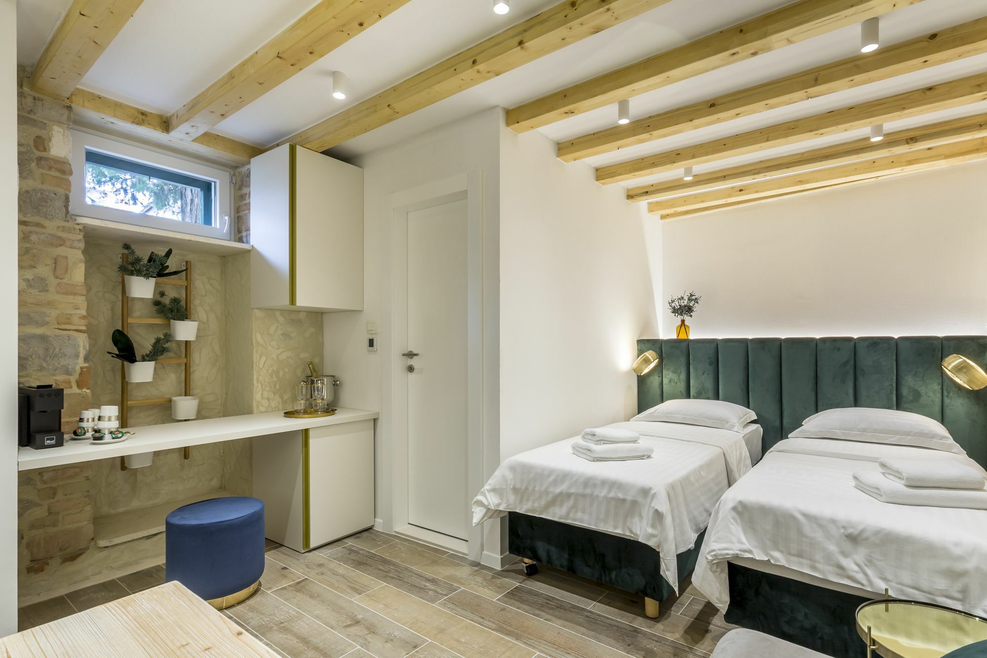 Miara Luxury Rooms สปลิท ภายนอก รูปภาพ